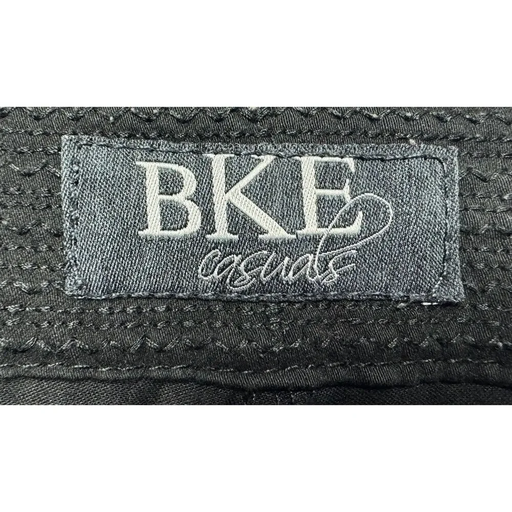 BKE Casuals Women's Black Becca Straight‎ Leg Cropped Pants - Size 28x22*